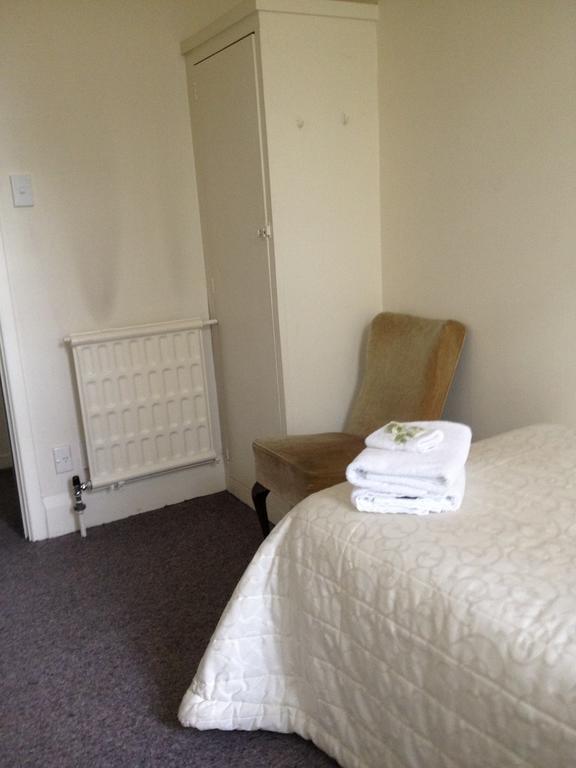 Lovett Lodge Invercargill Room photo